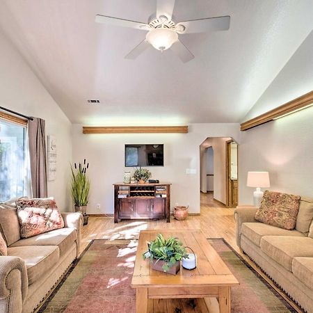 Beautiful Ozark Oasis With Deck Walk To Beaver Lake Роджерс Экстерьер фото